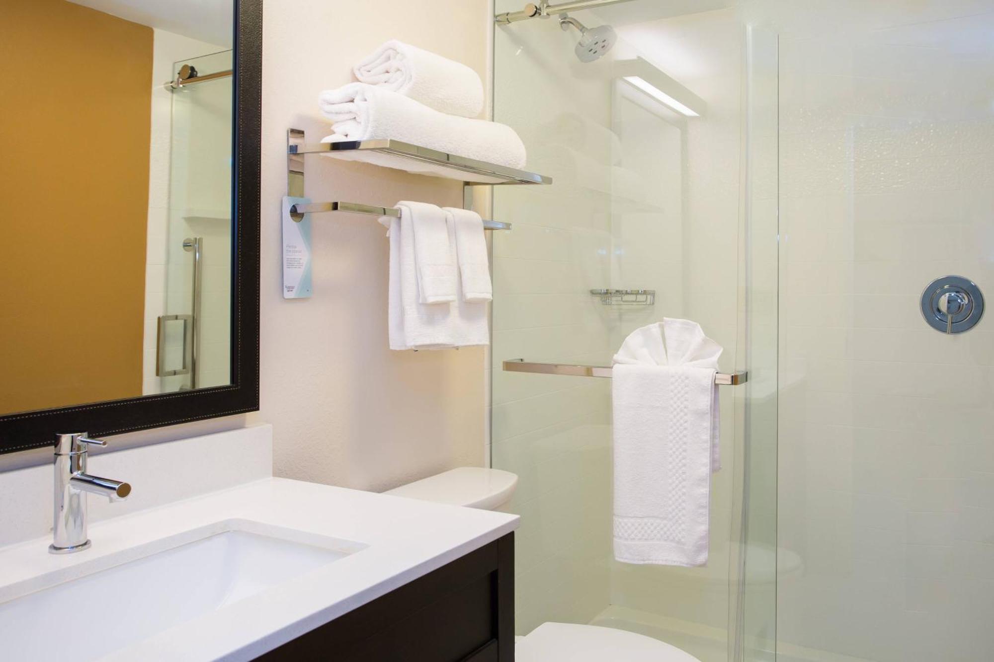 Fairfield By Marriott Inn & Suites Raynham Middleborough/Plymouth מראה חיצוני תמונה